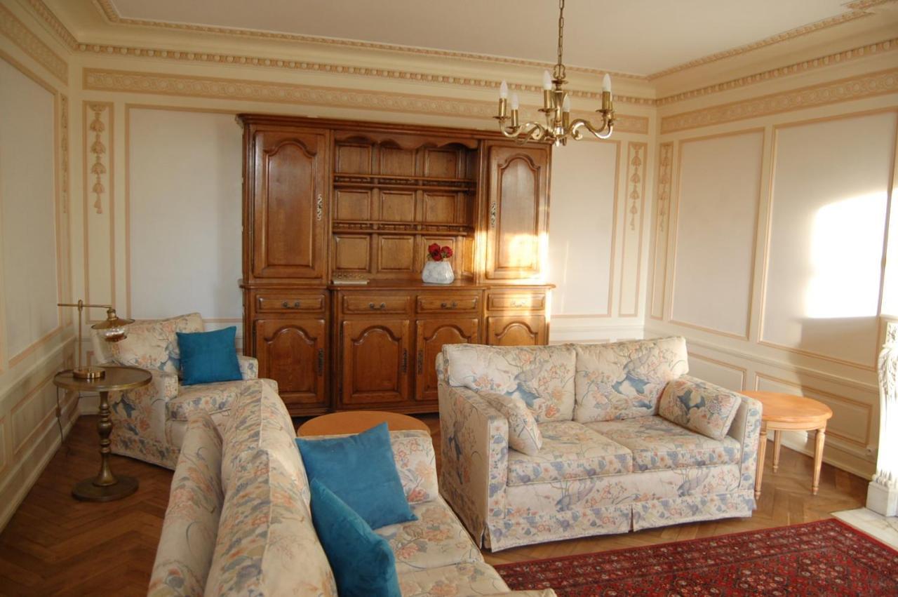 Château Bégot Lansac  Esterno foto